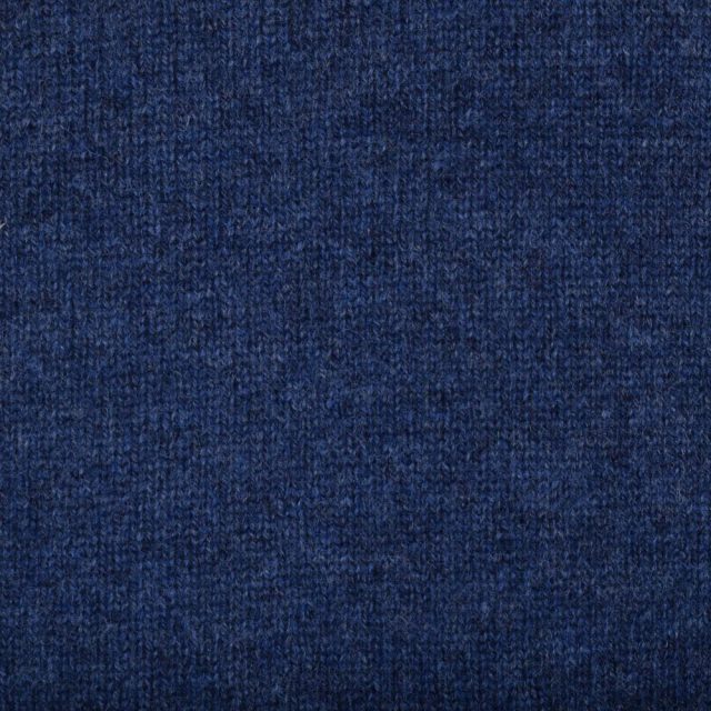 BLUE-SUPER-FINE-LAMBSWOOL-PLAIN-OXFORD-SWEATER-2.jpg