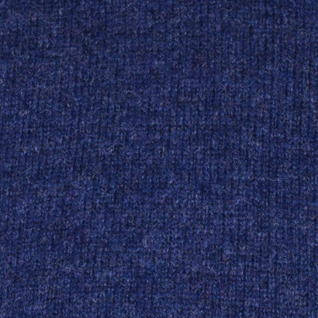 BLUE-SUPER-FINE-LAMBSWOOL-PLAIN-OXFORD-SWEATER-2.jpg